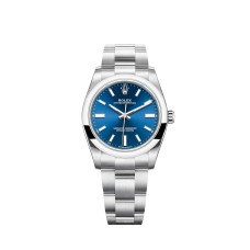 Rolex Oyster Perpetual 34 com bracelete Oyster e mostrador azul brilhante.